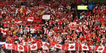 بیش از نیمی از کانادایی‌ها حق آزادی بیانشان را در خطر می‌دانند