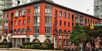 کاهش فروش مسکن نسبت به سال گذشته و بیشتر از ماه پیش