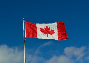 از کاهش خرده‌فروشی تا کاهش نرح بانک مرکزی کانادا