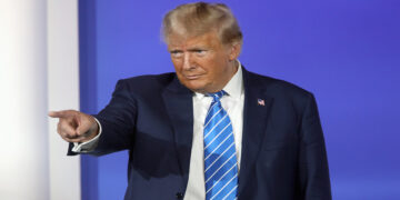 اطلاعات آمریکا تایید می کند که ایران کمپین ترامپ را هک کرده است