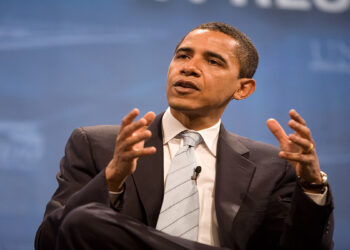 حمایت تمام‌قد اوباما از هریس و انتقاد شدید از ترامپ