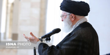 رهبر جمهوری اسلامی: ایران در صورت لزوم دوباره به اسرائیل حمله خواهد کرد