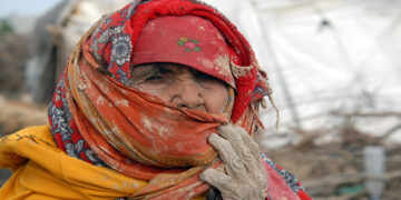 یک سال بعد از جنگ؛ نیروهای اسرائیلی به بمباران بی‌امان غزه ادامه می‌دهند