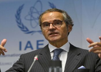 مدیرکل آژانس بین‌المللی انرژی اتمی: حمله هوایی اسرائیل به تاسیسات هسته‌ای ایران صدمه نزد