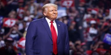 برنامه ترامپ برای وضع تعرفه‌ سنگین علیه کانادا و مکزیک