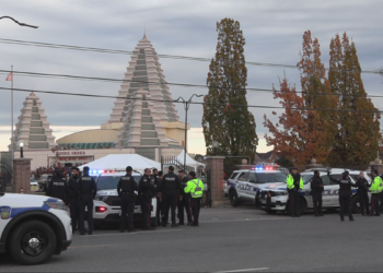 در جریان تظاهرات در معبد هندو در برامپتون، 3 نفر دستگیر شدند