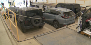 پلیس تورنتو از کشف بیش از 300 خودروی سرقتی به ارزش 14 میلیون دلار خبر داد