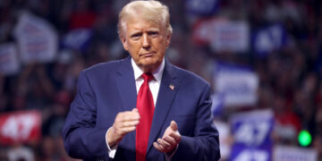 اظهار امیدواری ترامپ برای حل مناقشه اتمی ایران بدون حمله اسرائیل