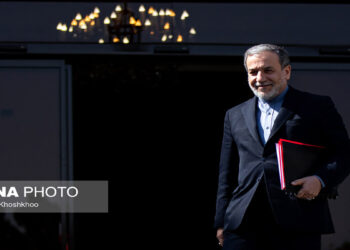 ایران حمله به تاسیسات هسته‌ای خود را دیوانگی خواند