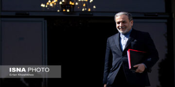 ایران حمله به تاسیسات هسته‌ای خود را دیوانگی خواند