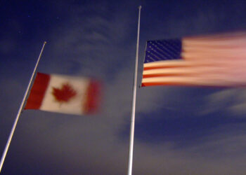 جنگ اقتصادی آمریکا و کانادا شعله‌ور شد/ کانادا هم برای آمریکا تعرفه صادر کرد