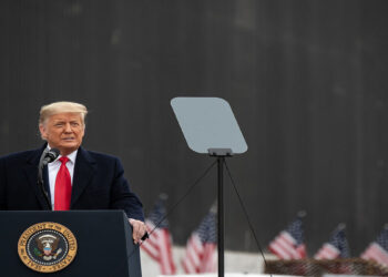 درخواست از ترامپ برای معرفی سپاه به عنوان یک نهاد ترورسیتی