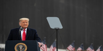 درخواست از ترامپ برای معرفی سپاه به عنوان یک نهاد ترورسیتی