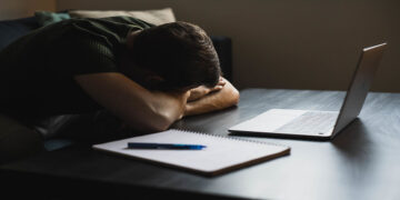 اقتصاد کانادا بزرگ‌ترین کاهش اشتغال از سال ۲۰۲۲ را ثبت کرد!