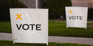 لیبرال‌ها با ۸ امتیاز اختلاف در روز بیست‌وهفتم کمپین انتخابات فدرال پیشتاز هستند