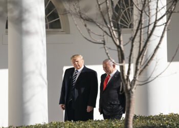 احتمال حمله اسرائیل به سایت‌های هسته‌ای ایران همزمان با تلاش ترامپ برای توافق