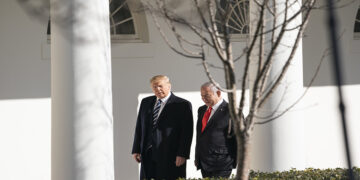 احتمال حمله اسرائیل به سایت‌های هسته‌ای ایران همزمان با تلاش ترامپ برای توافق