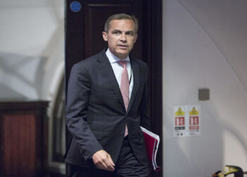 مارک کارنی می‌گوید به دنبال جذب اعضای جداشده از هیچ حزبی نیست