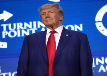 واکنش شدید رهبران کانادا و مکزیک به افزایش تعرفه فولاد توسط ترامپ