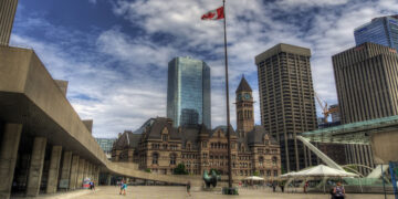 بازار مسکن کانادا: فرصت خریداران یا میدان فروشندگان؟