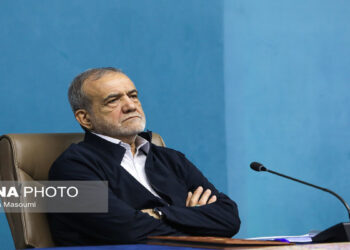 ایران همکاری با نهاد نظارتی هسته‌ای سازمان ملل را به حالت تعلیق درآورد