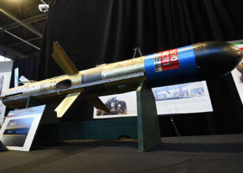 تلگراف: ایران پنج پایگاه نظامی اسرائیل را هدف قرار داد